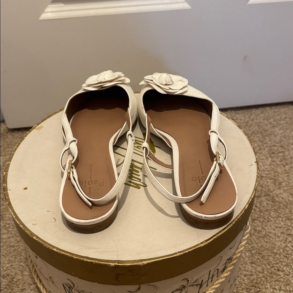 Paolo White Floral Pointed Flats - Picture 3 of 6